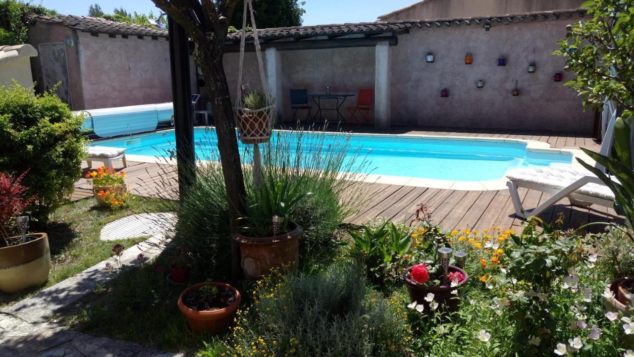 Brig'Gite LʼIsle-sur-la-Sorgue Εξωτερικό φωτογραφία