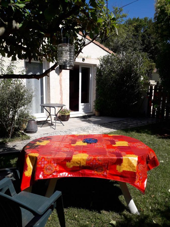 Brig'Gite LʼIsle-sur-la-Sorgue Εξωτερικό φωτογραφία