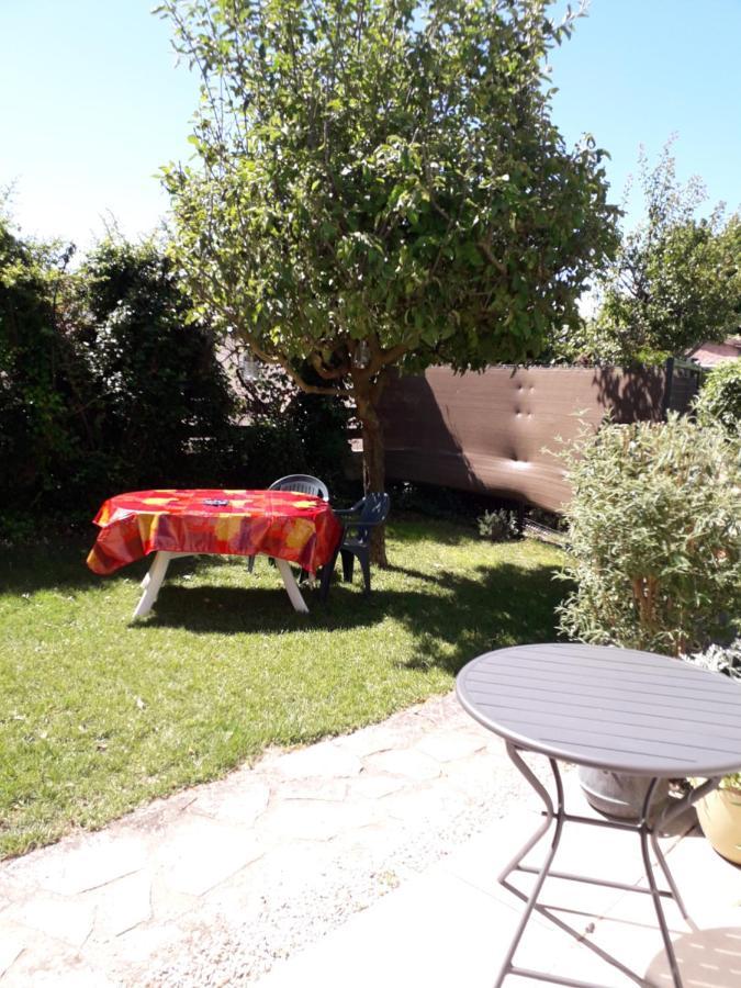 Brig'Gite LʼIsle-sur-la-Sorgue Εξωτερικό φωτογραφία