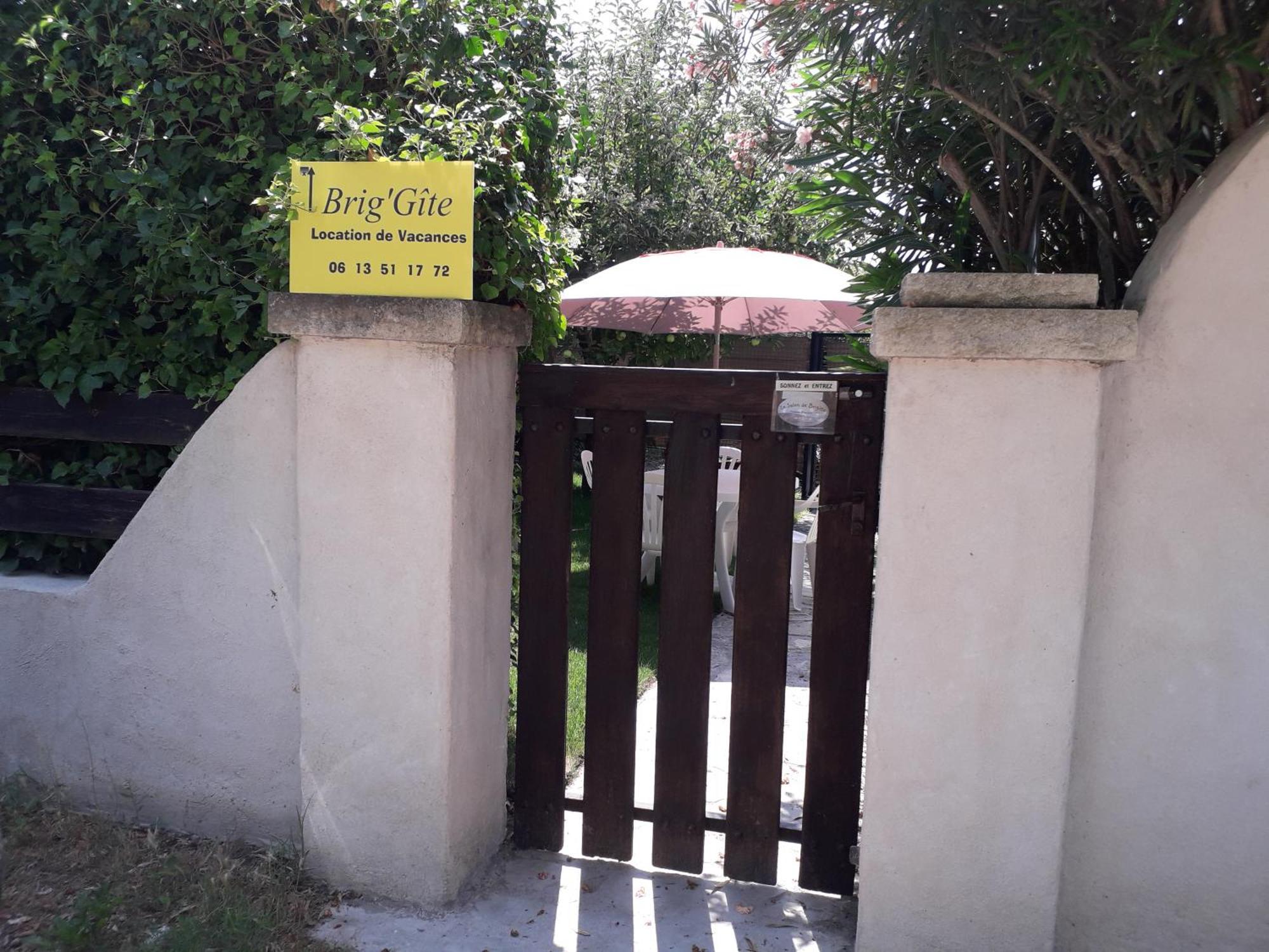 Brig'Gite LʼIsle-sur-la-Sorgue Εξωτερικό φωτογραφία