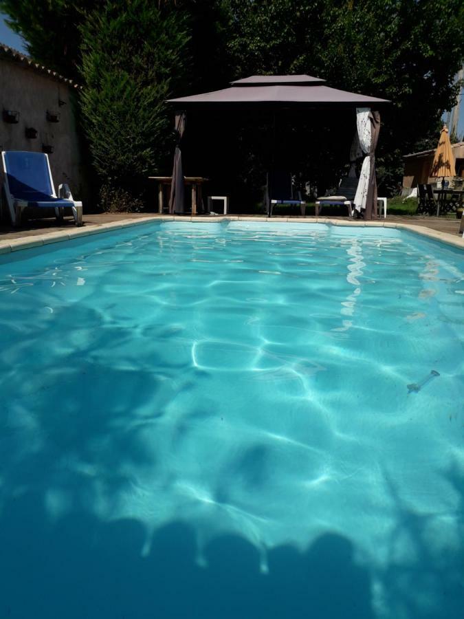 Brig'Gite LʼIsle-sur-la-Sorgue Εξωτερικό φωτογραφία