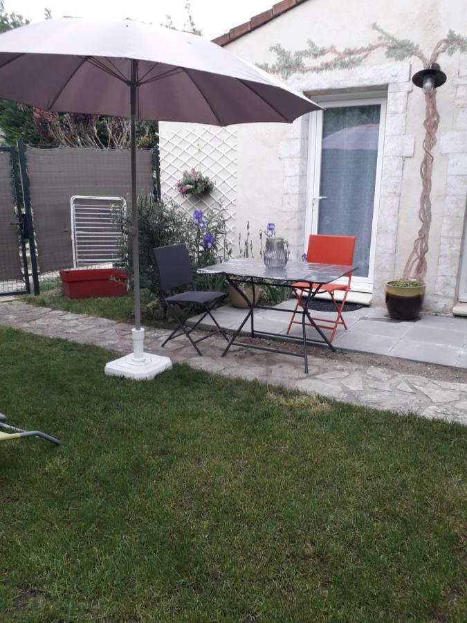 Brig'Gite LʼIsle-sur-la-Sorgue Εξωτερικό φωτογραφία